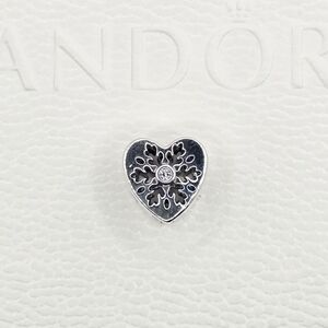 ♥️Authentic Pandora⭐️RETIRED⭐️ HEART CHARM
